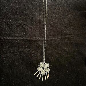 Vintage Muted Silver Tone ‘Floral Inspired’ Pendant/Chain